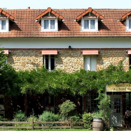 Au Bord Du Lac Hotel Saint-Remy-les-Chevreuse Ngoại thất bức ảnh