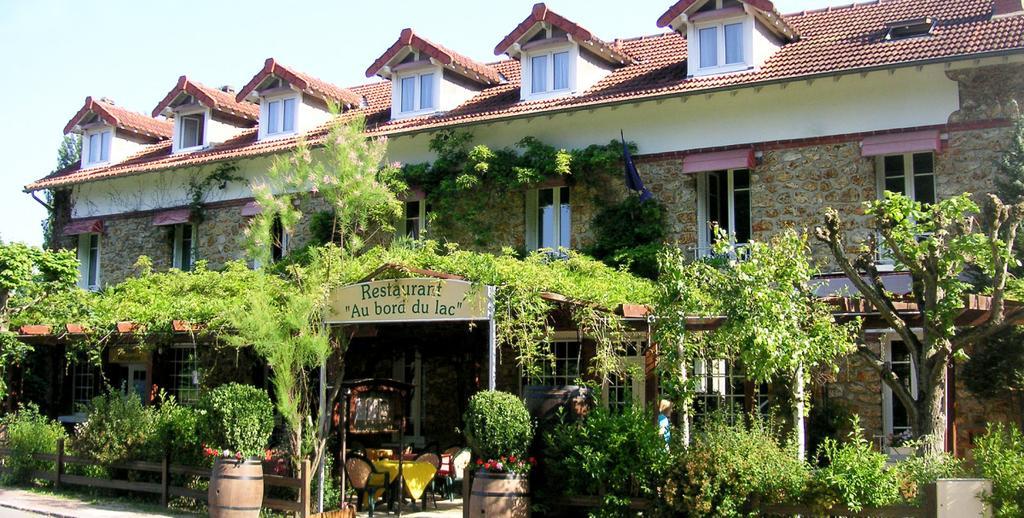 Au Bord Du Lac Hotel Saint-Remy-les-Chevreuse Ngoại thất bức ảnh